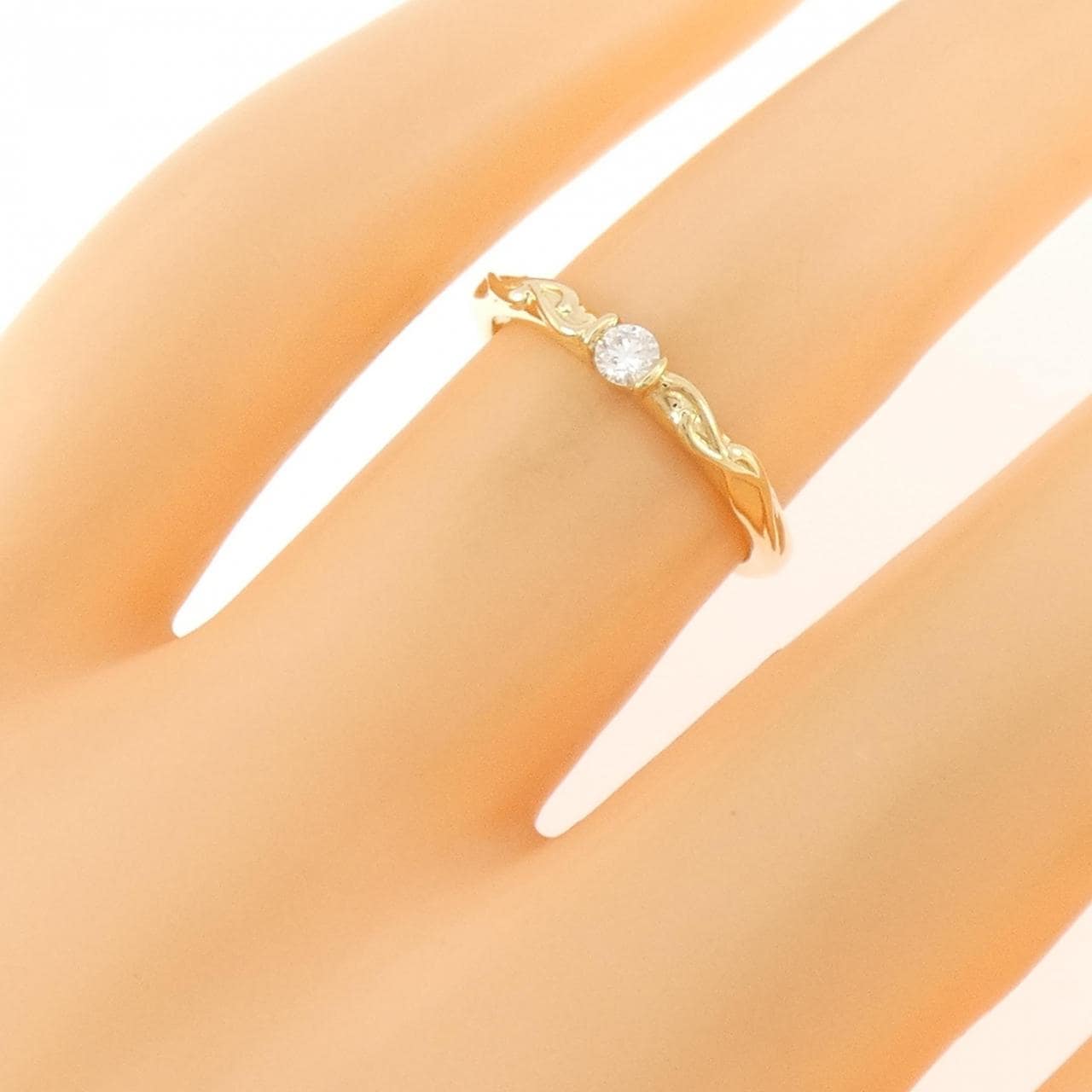 ジーエスティービー ダイヤモンド リング 0.06CT