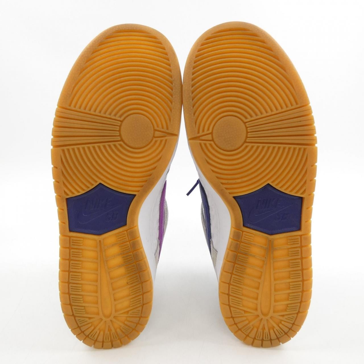 ナイキ NIKE スニーカー