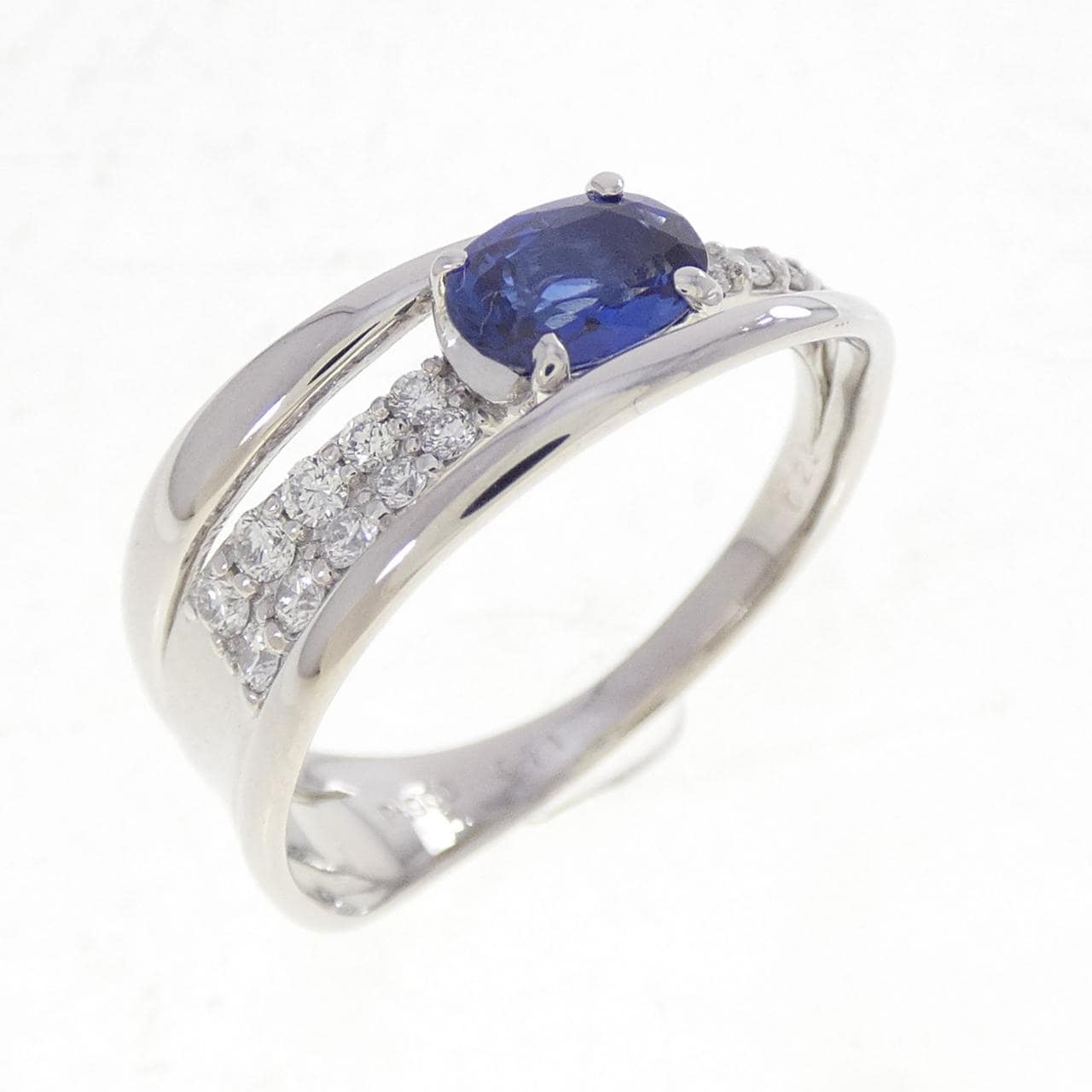PT900 サファイヤ リング 0.71CT