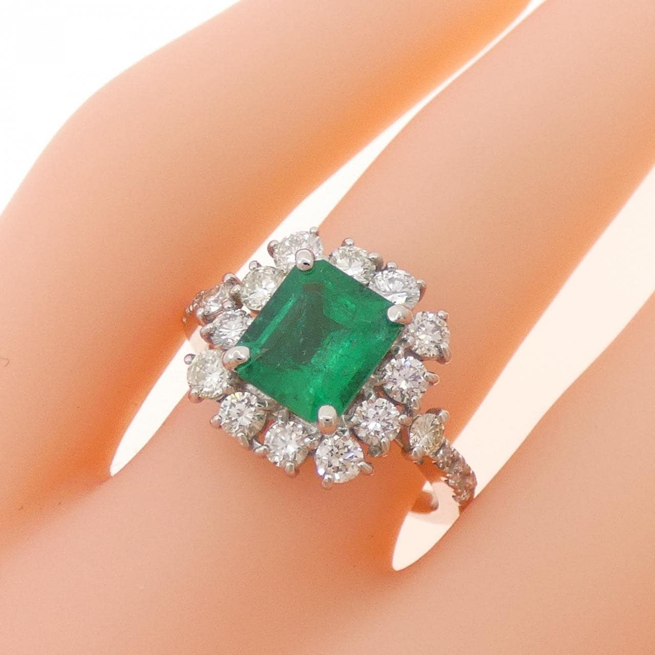 PT950 エメラルド リング 1.36CT コロンビア産