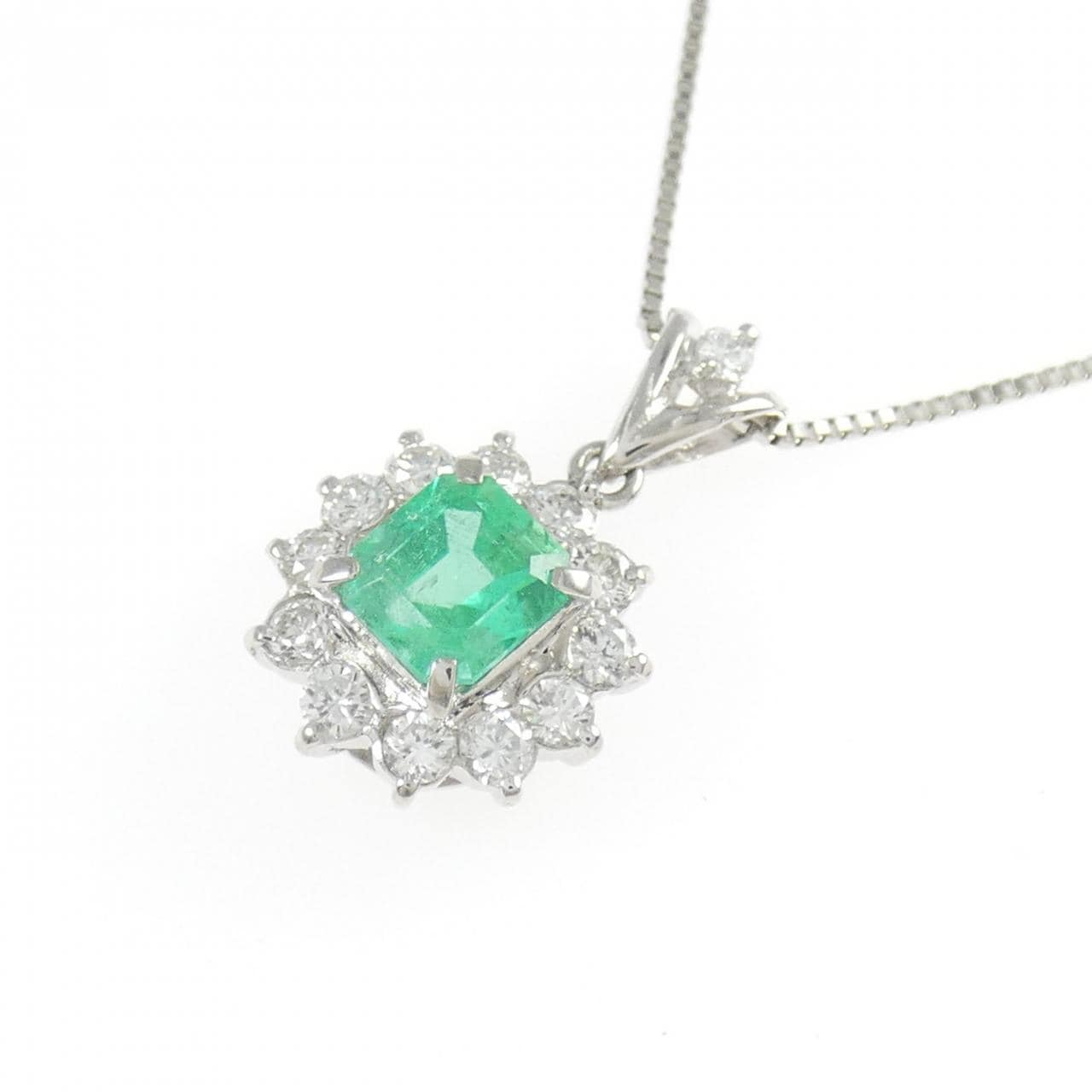 PT900/PT850 エメラルド ネックレス 0.71CT