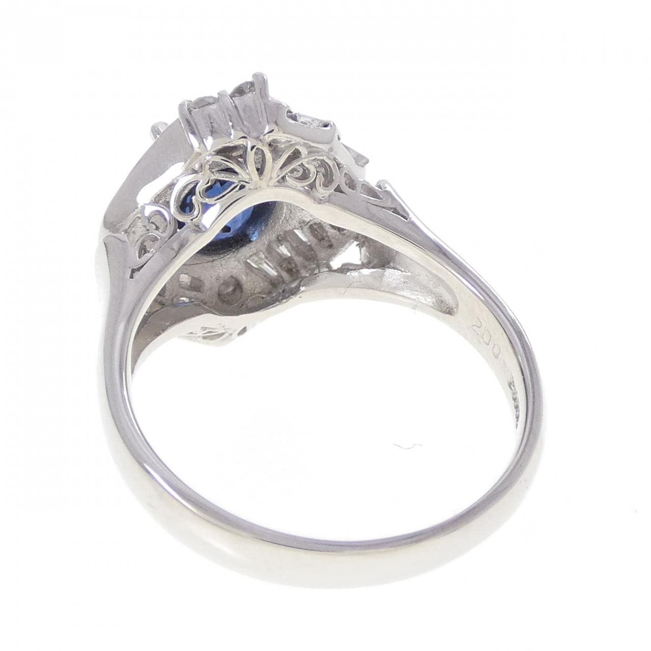 PT900 サファイヤ リング 2.00CT