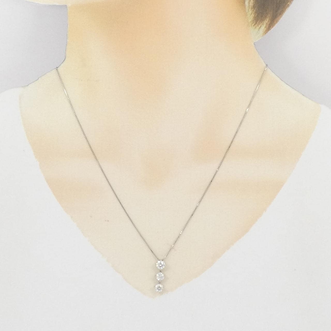 PT900/PT850 スリーストーン ダイヤモンド ネックレス 1.020CT