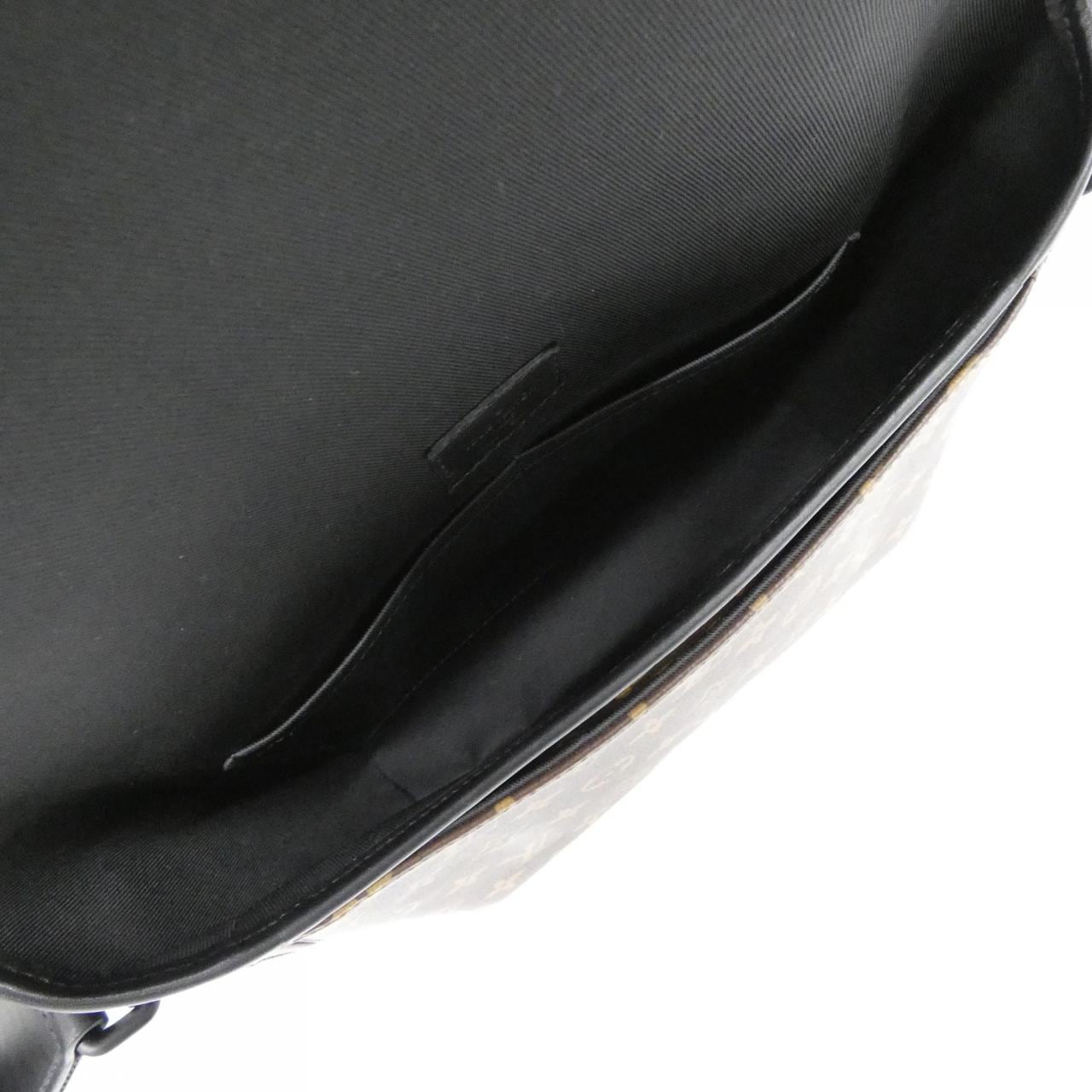 ルイヴィトン モノグラム マカサー マグネティック メッセンジャー M45557 ショルダーバッグ