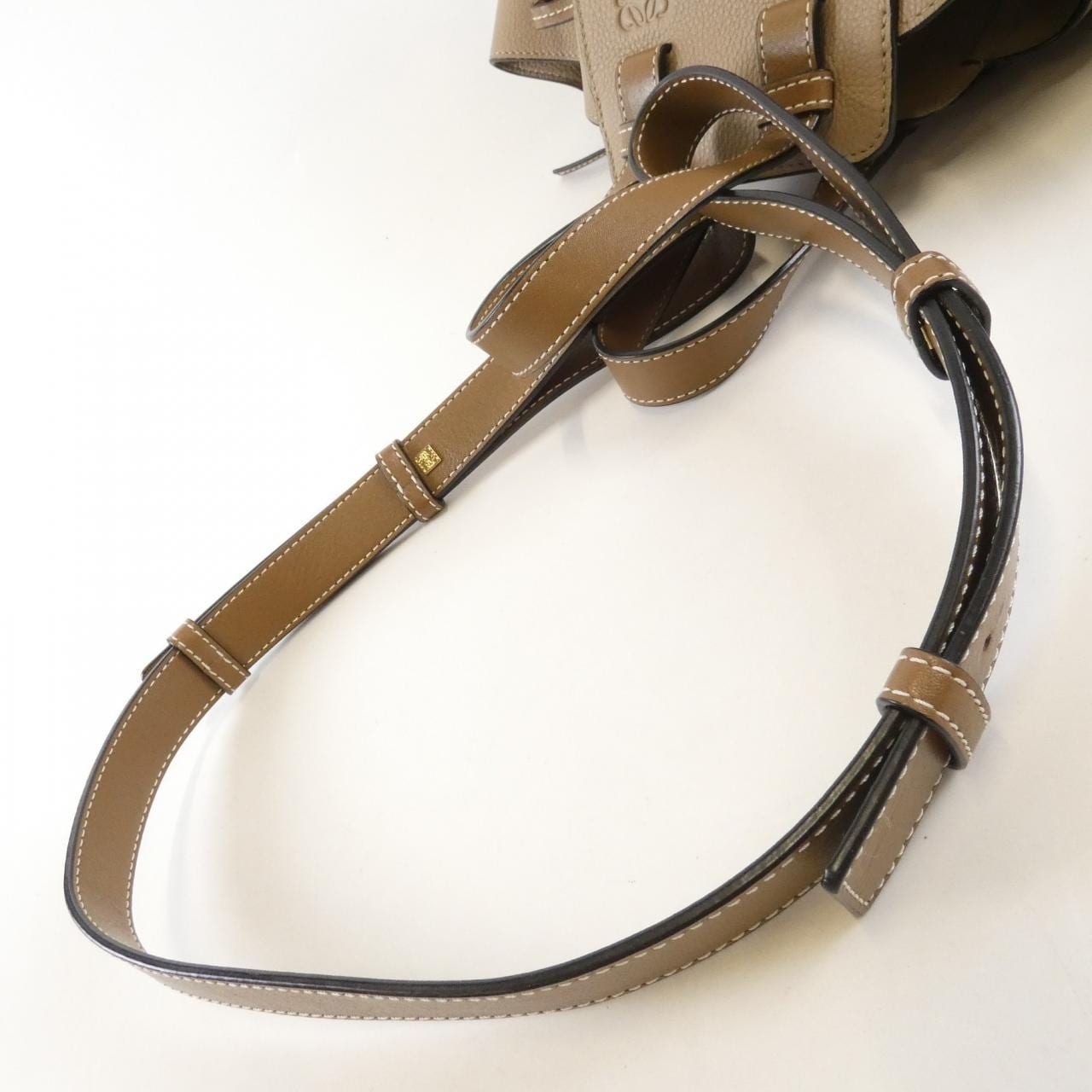 ロエベ ハンモック ドローストリング スモール 314 12BZ95 ショルダーバッグ