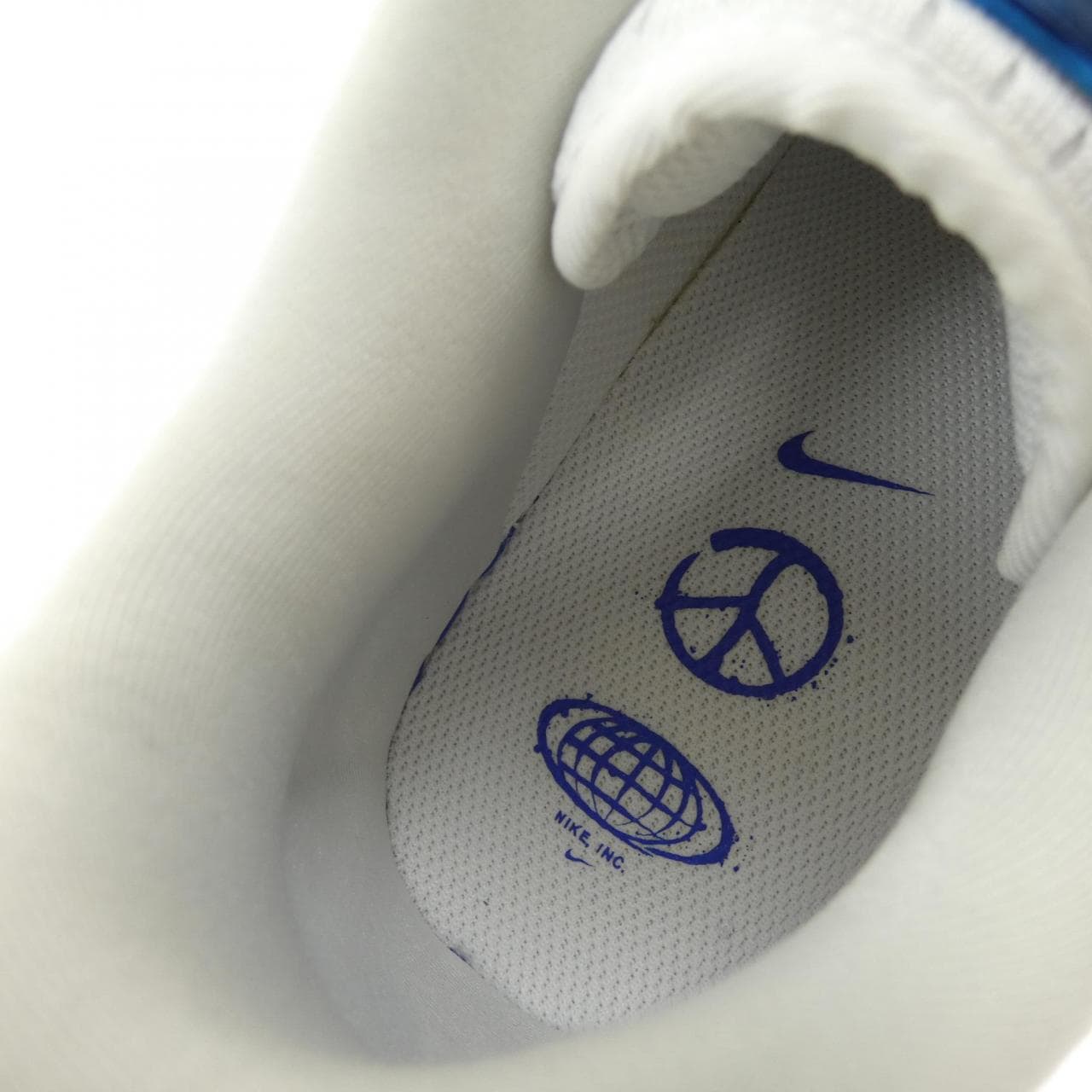 ナイキ NIKE FB1839 111 スニーカー