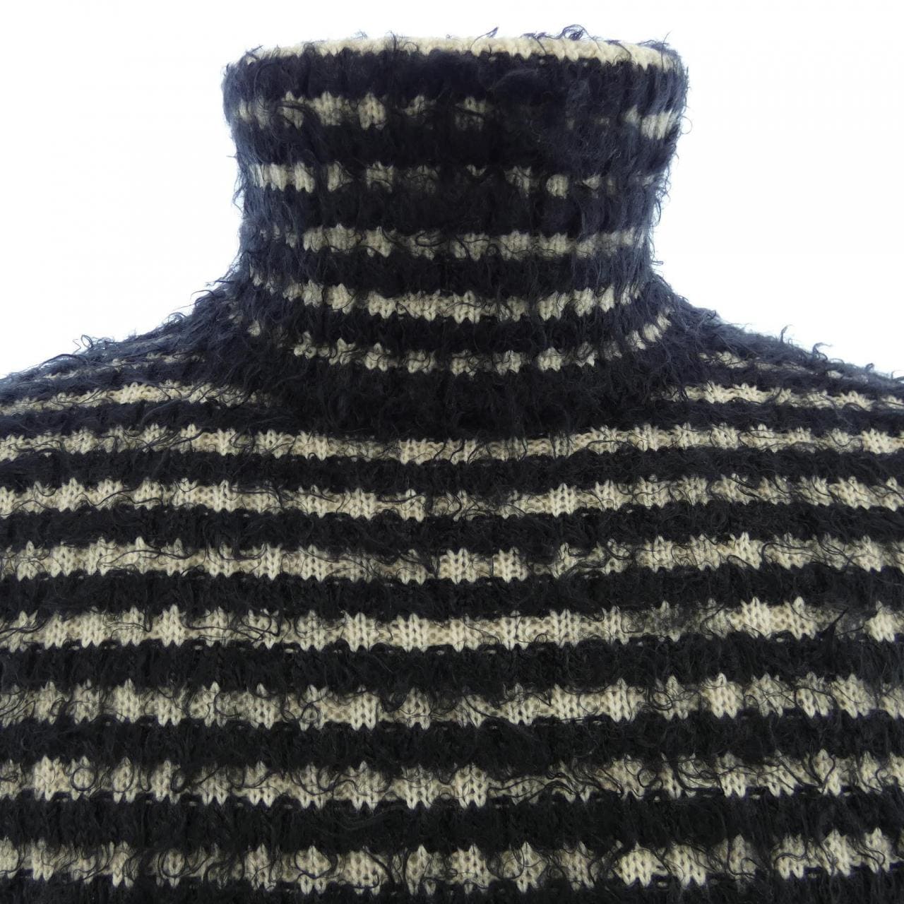 エンポリオアルマーニ EMPORIO ARMANI ニット