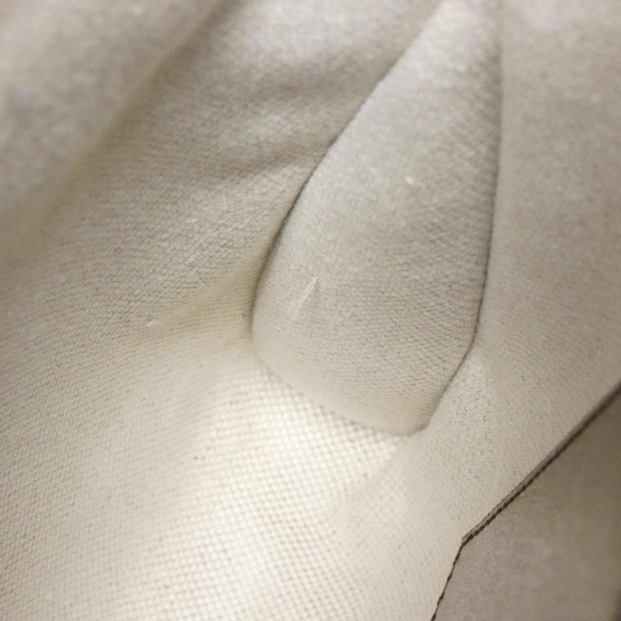 Gucci GG RETRO 681021 92THG单肩包