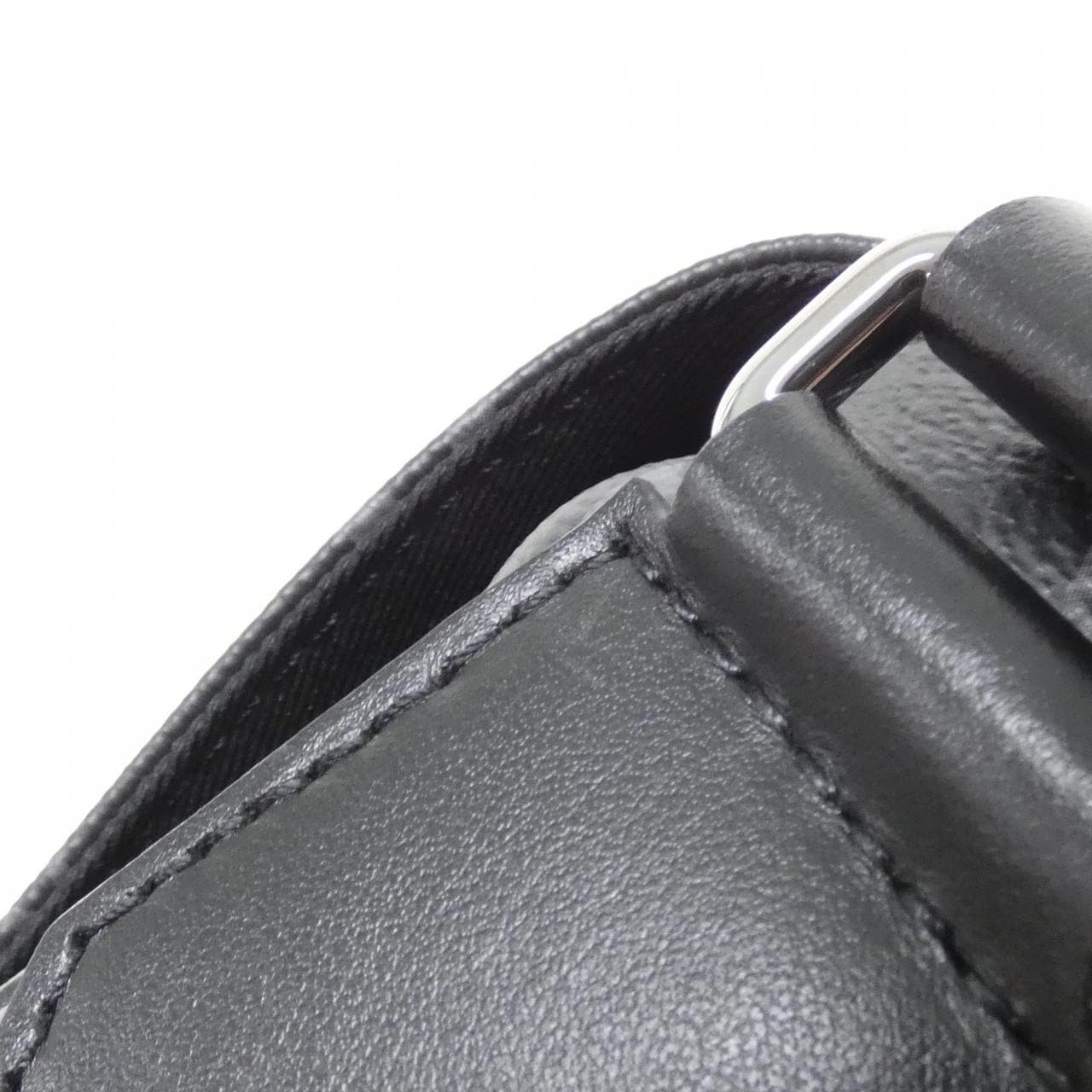 ルイヴィトン モノグラム エクリプス ディストリクト PM M46255 ショルダーバッグ