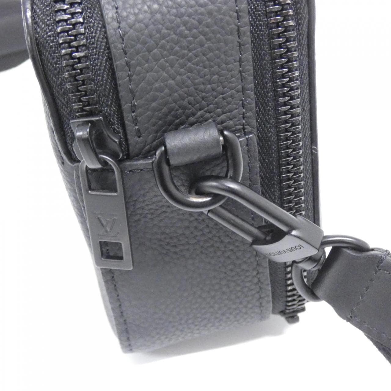 ルイヴィトン LVアエログラム アルファ ウエアラブル ウォレット M59161 ショルダーバッグ