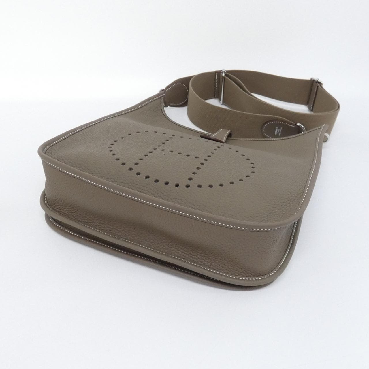 【未使用品】エルメス エヴリン3 PM 056277CK ショルダーバッグ