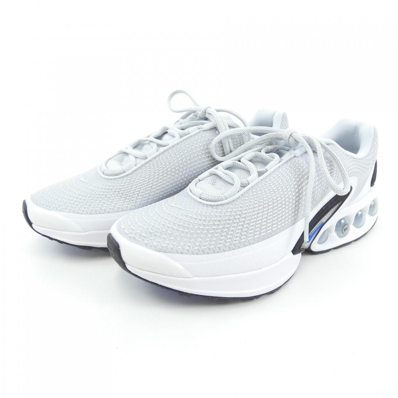 ナイキ NIKE スニーカー