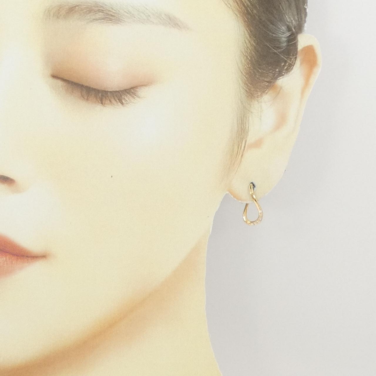 最終価格　4℃　K18　ダイヤモンドピアス　ドロップ　 スタッドピアス 最終価格4℃K18ダイヤモンドピアスドロップ スタッドピアス