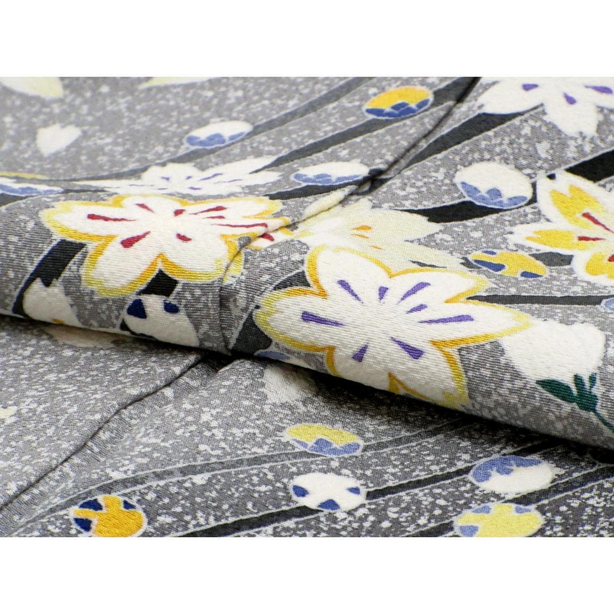 訪問着　友禅加工ボカシ染