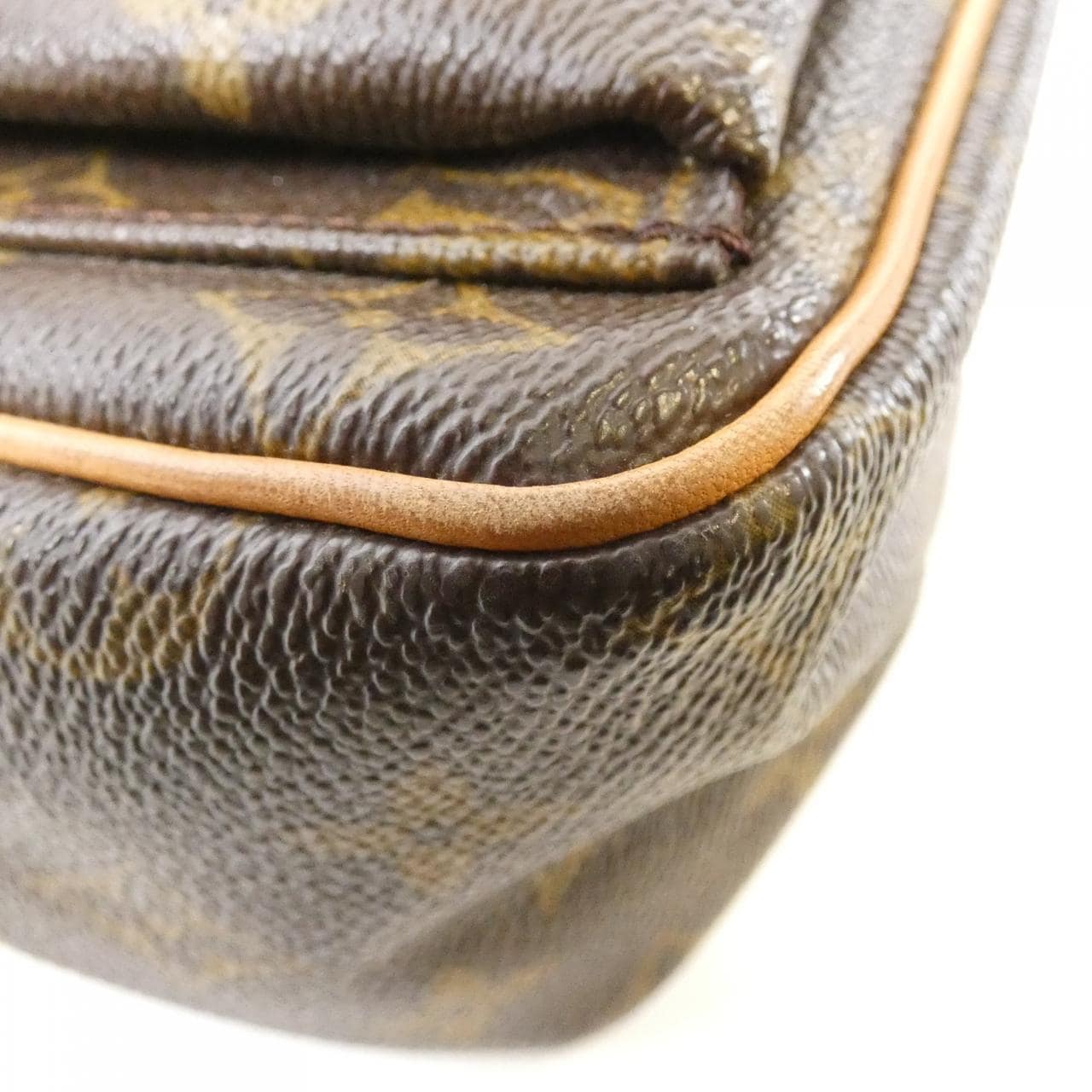 ルイヴィトン モノグラム ヴィバ シテ PM M51165 ショルダーバッグ