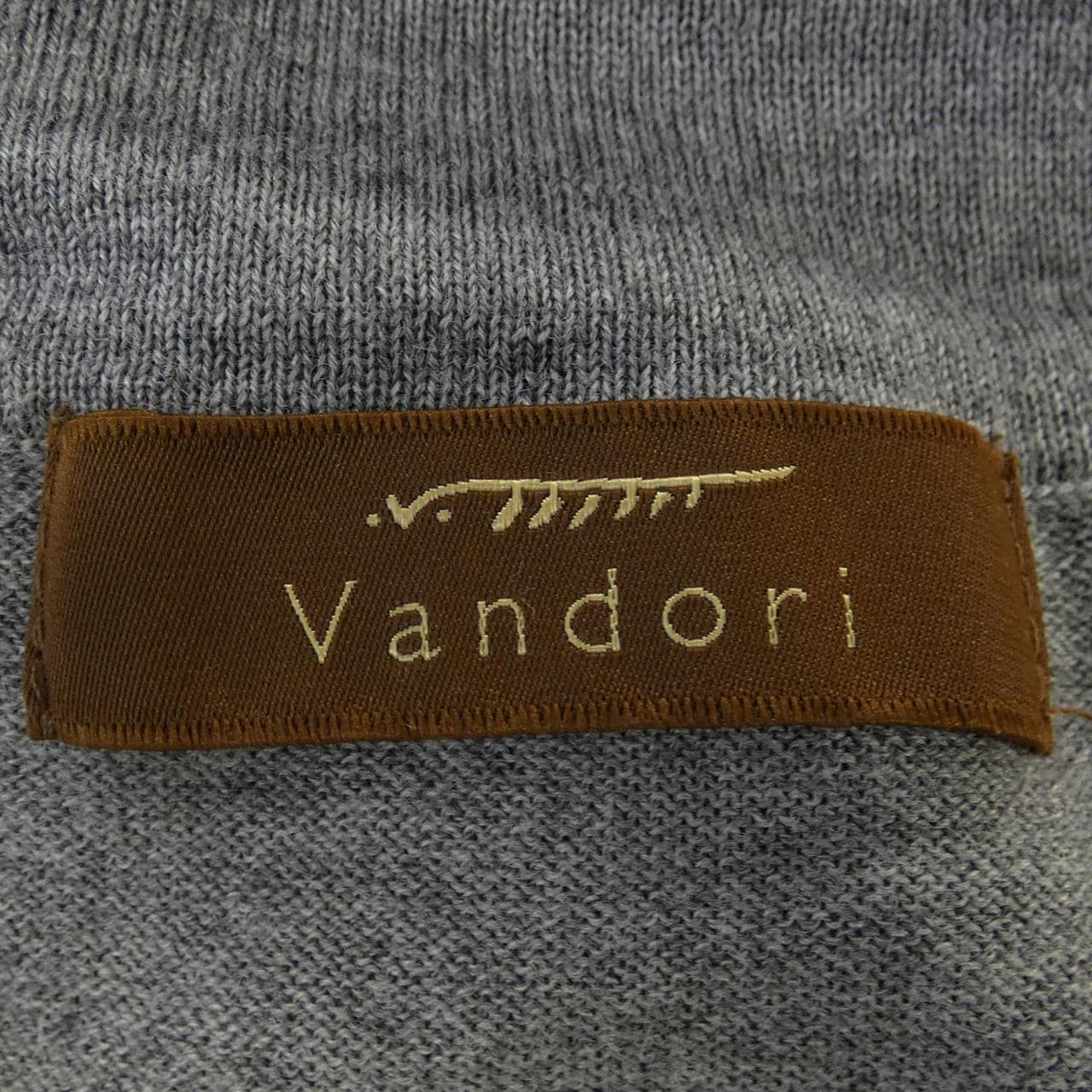 VANDORI ニット