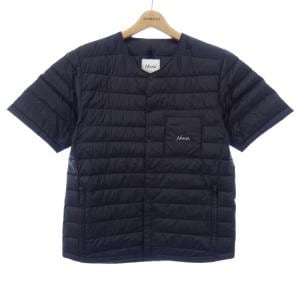 ナンガ NANGA ダウンベスト