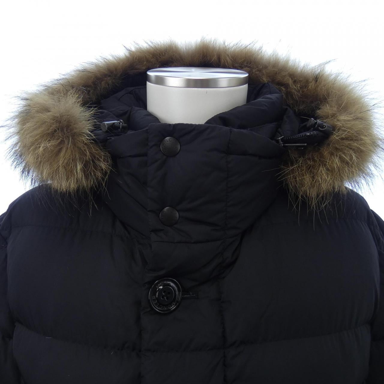 モンクレール MONCLER ダウンジャケット