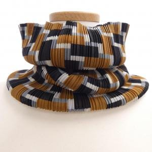 プリーツプリーズ PLEATS PLEASE PP72-AD321 MUFFLER