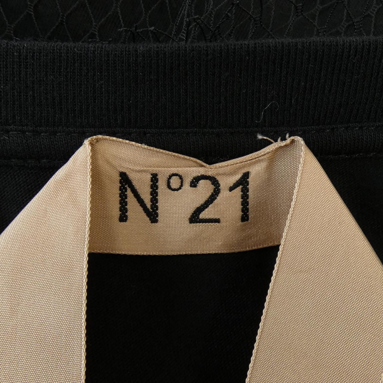 ヌメロヴェントゥーノ N°21 トップス