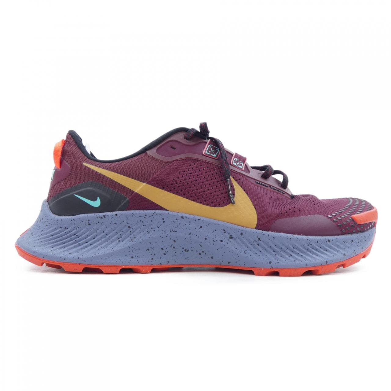 ナイキ NIKE スニーカー
