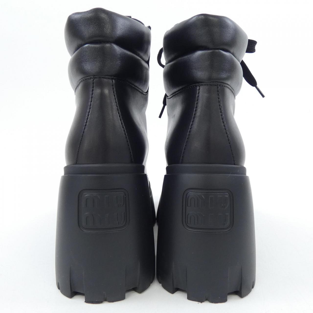 ミュウミュウ MIU MIU ブーツ