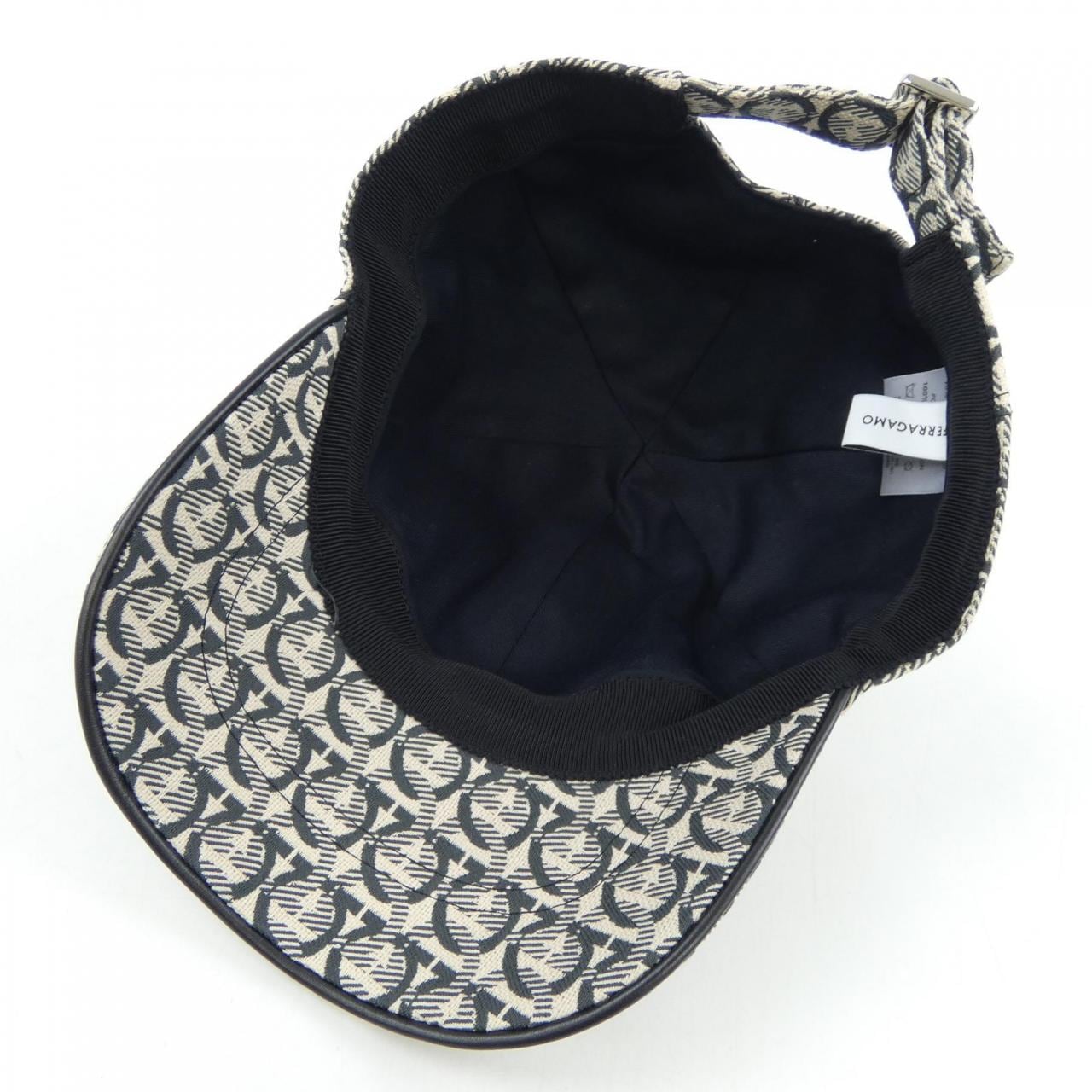 フェラガモ FERRAGAMO キャップ