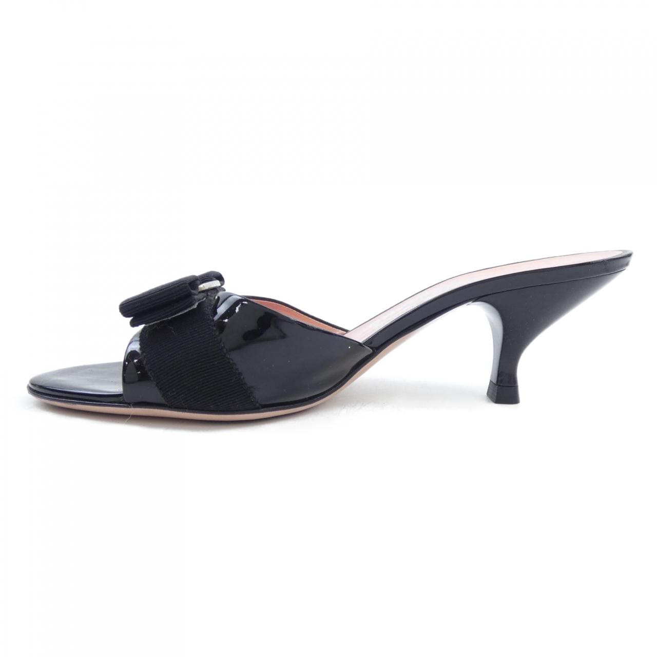 サルヴァトーレフェラガモ SALVATORE FERRAGAMO サンダル