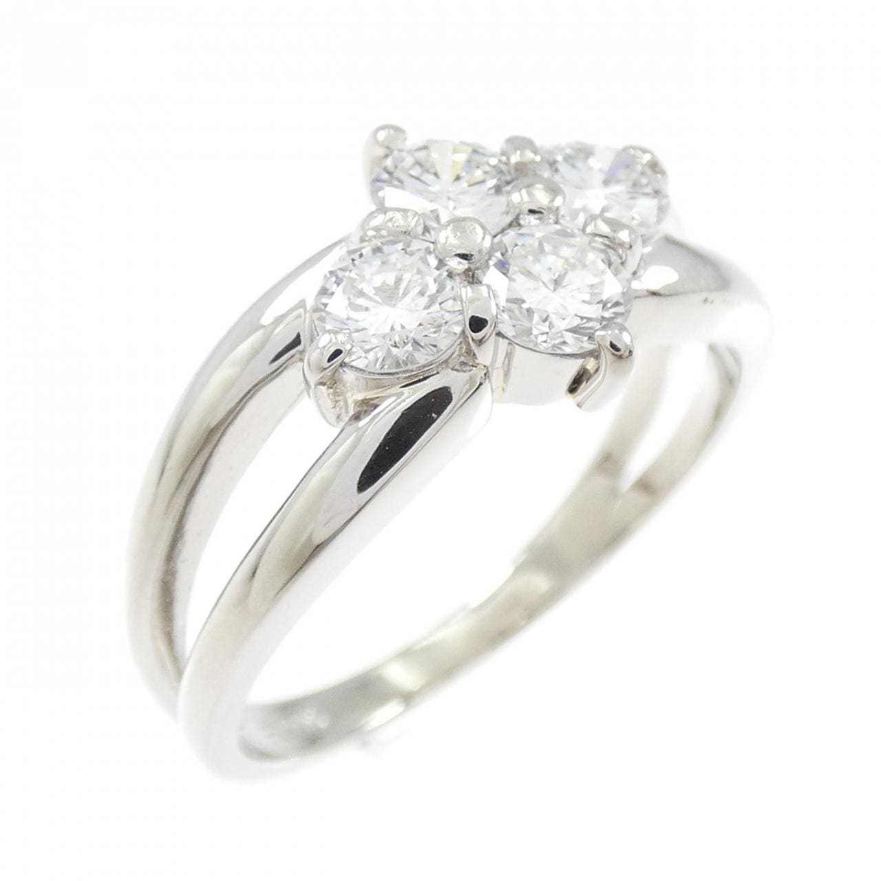 PT900钻石戒指 0.70克拉