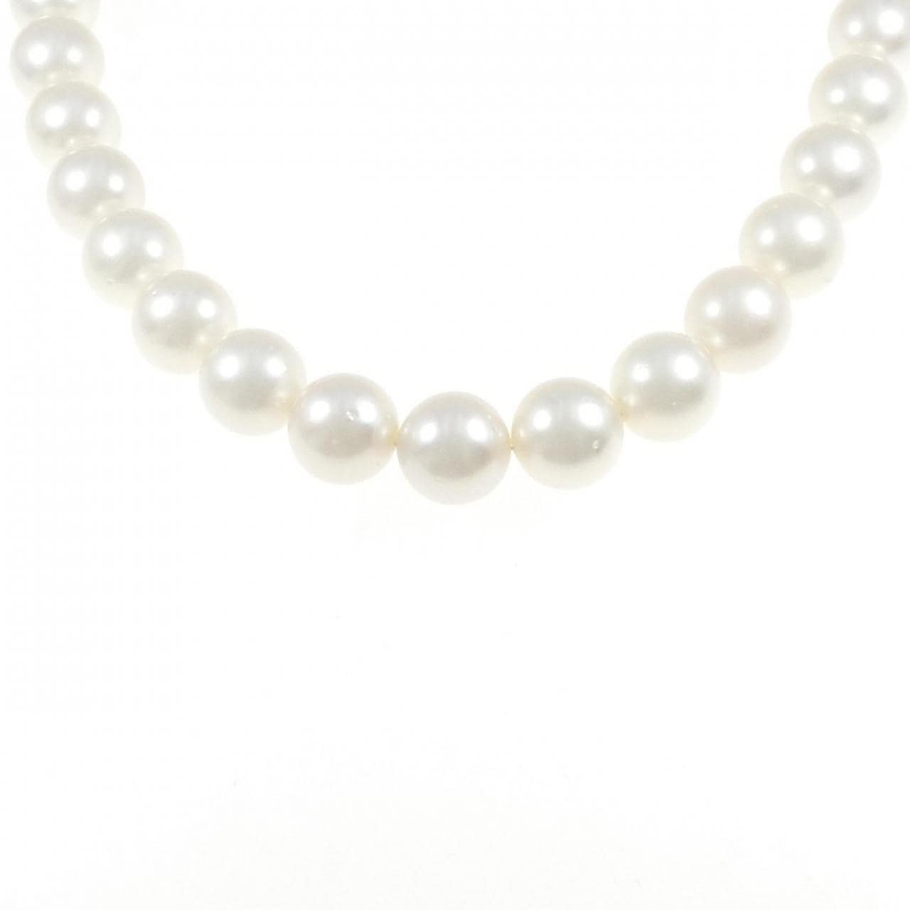 Silver clasp White Butterfly Pearl necklace 10.5-12.1mm