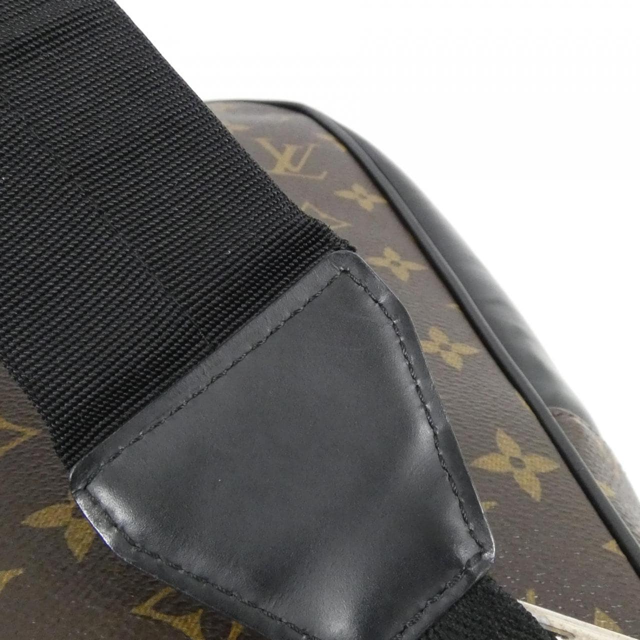 ルイヴィトン モノグラム マカサー ジョッシュ M41530 リュックサック