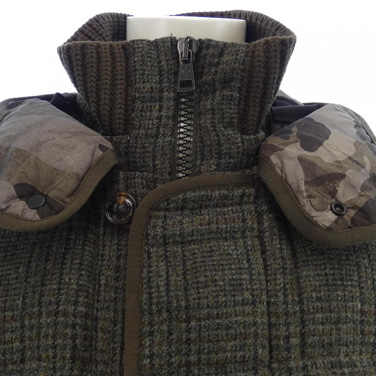 モンクレール MONCLER ダウンジャケット