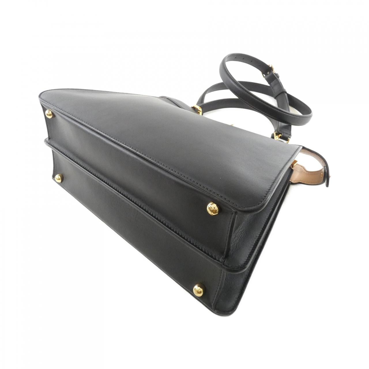 フェンディ ピーカブー アイ シー ユー ミディアム 8BN321 A6V3 バッグ