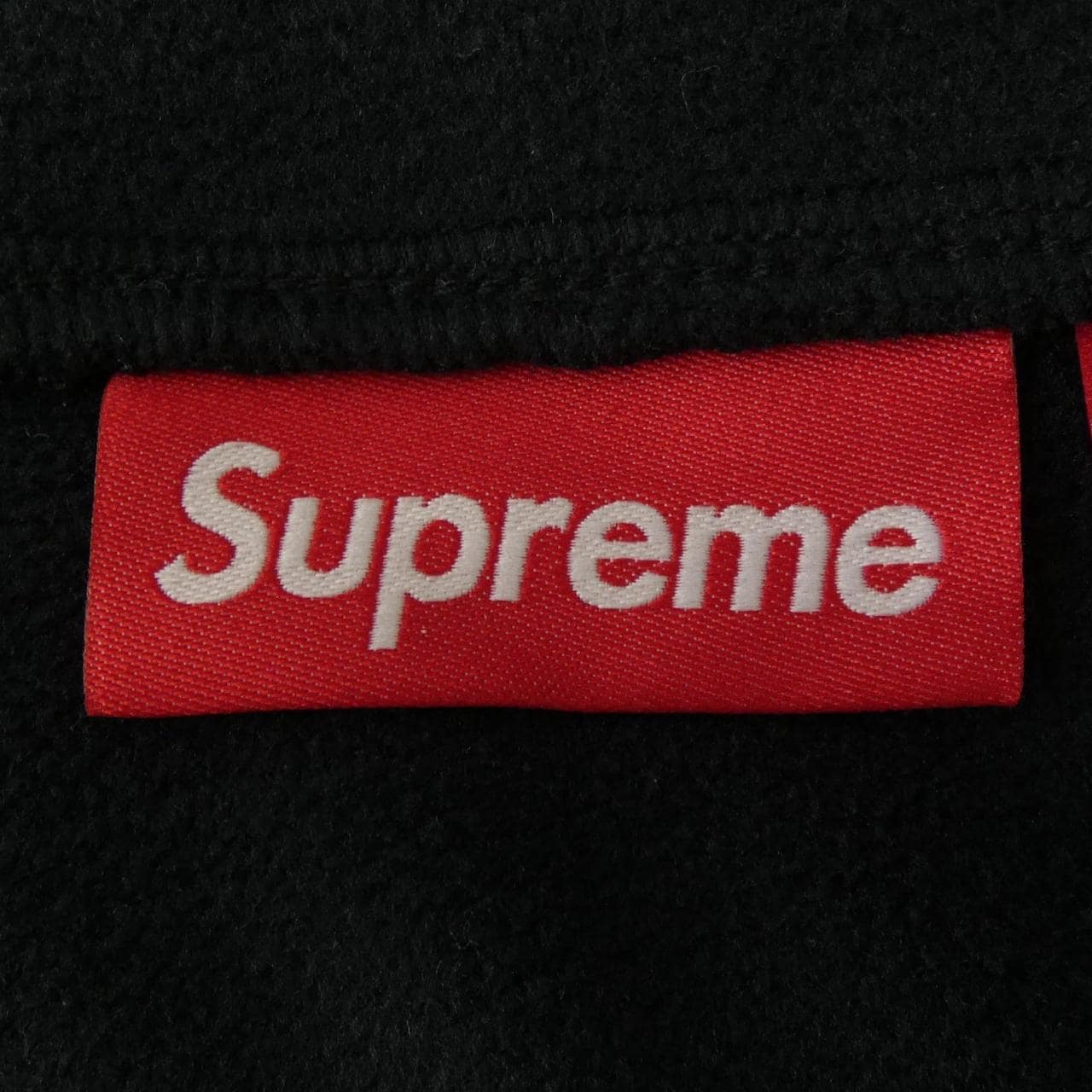 シュプリーム SUPREME パーカー