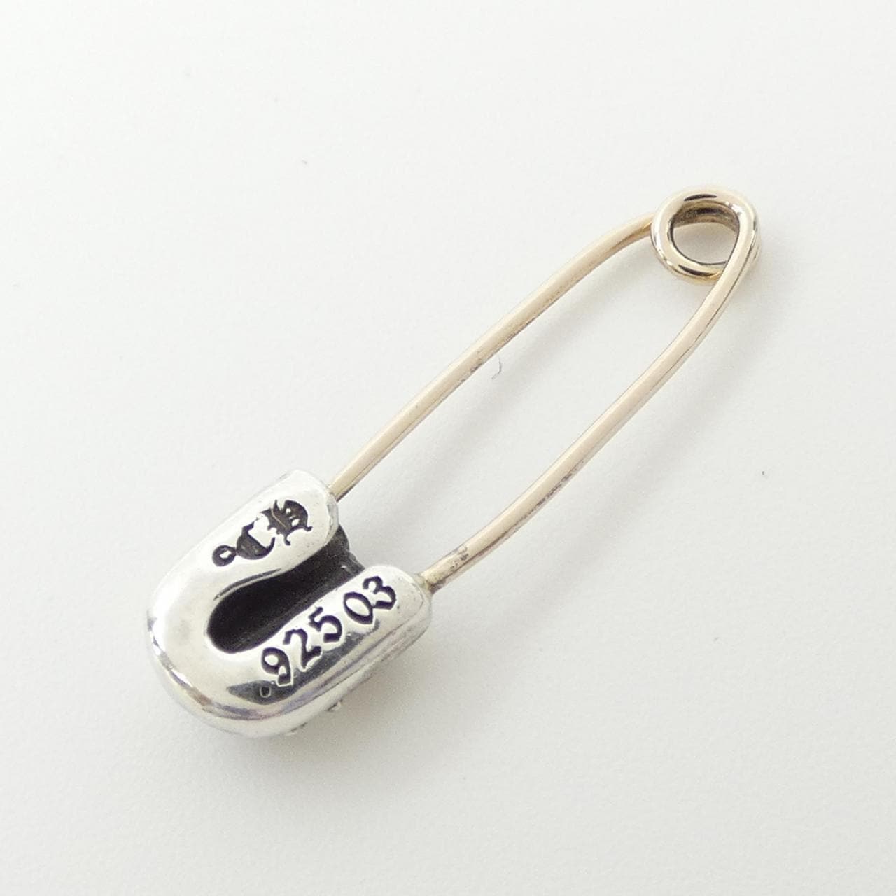 CHROME HEARTS HEARTS pin