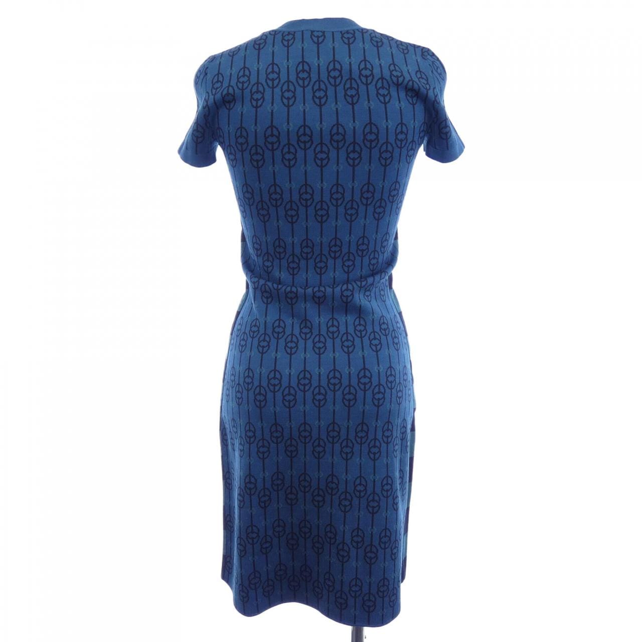 エルメス HERMES CLIQUETIS 2E2500D4 ワンピース