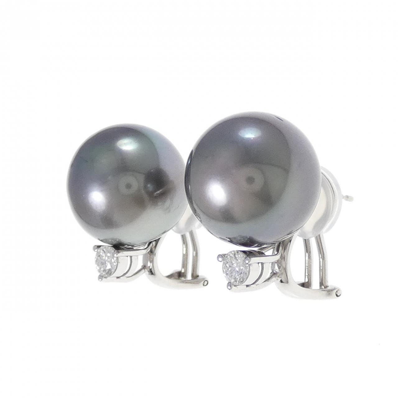 PT900/K18WG 黒蝶パール ピアス 15.1mm
