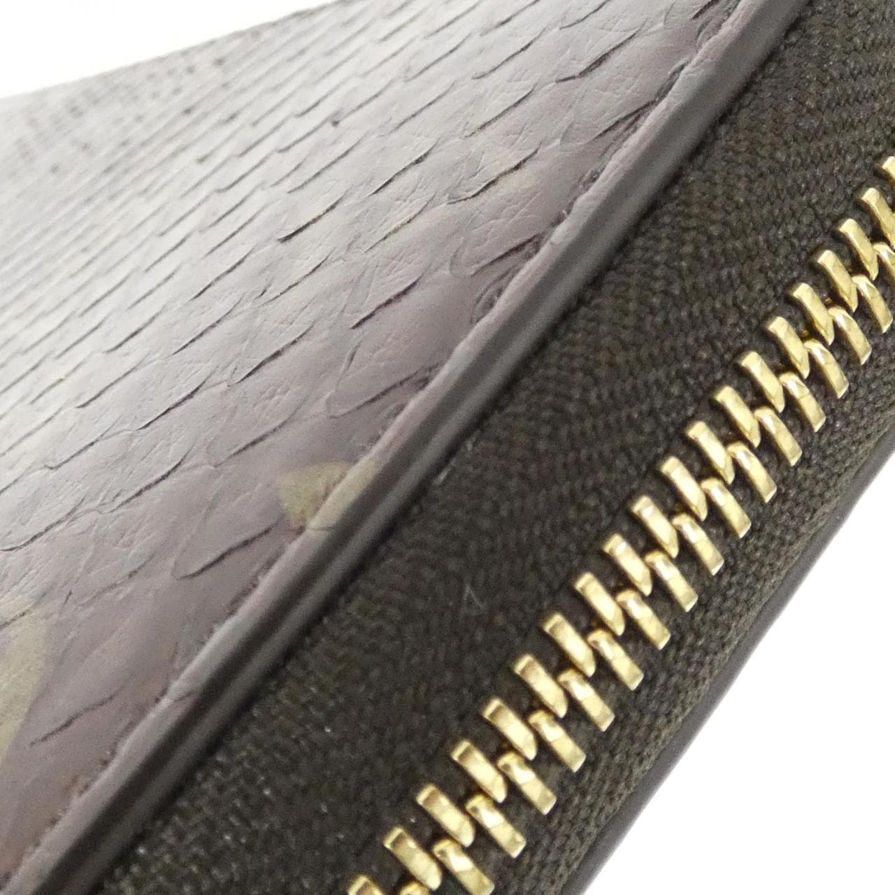 ルイヴィトン エキゾチック レザー ジッピー ウォレット N80148 財布