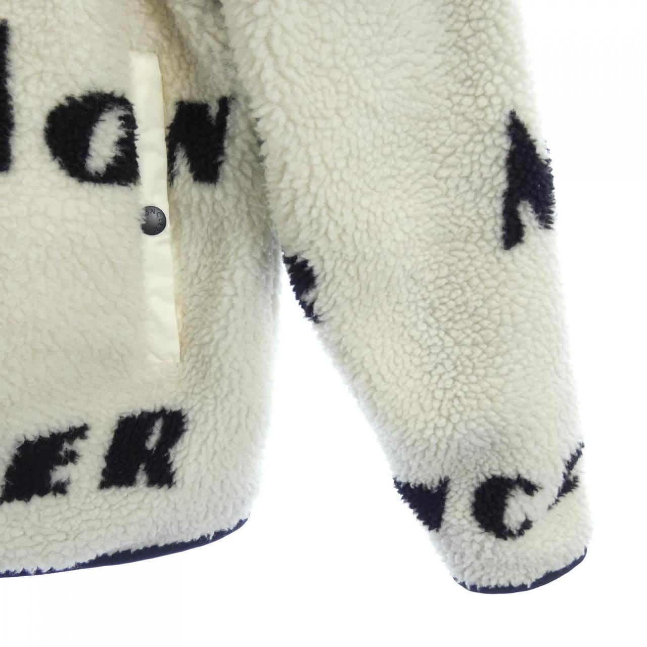 モンクレール MONCLER F20918G77000 899AJ ブルゾン