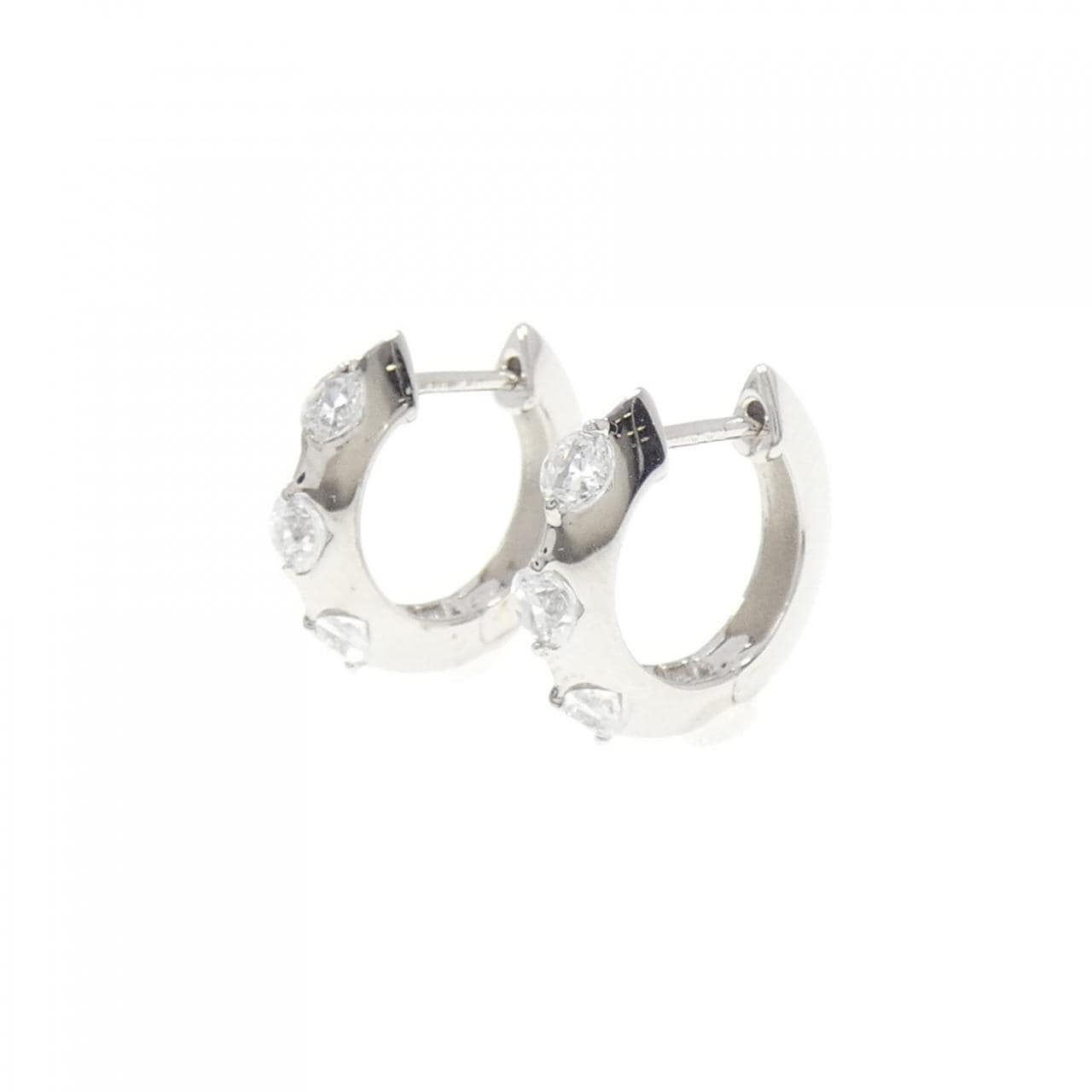 K18WG Cubic Zirconia Earrings