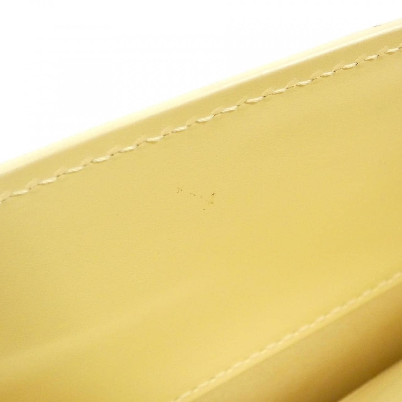 ルイヴィトン エピ ポンヌフ M5205A バッグ