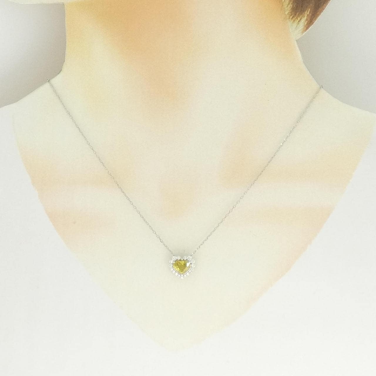 PT900/PT850 ハート スフェーン ネックレス 1.48CT