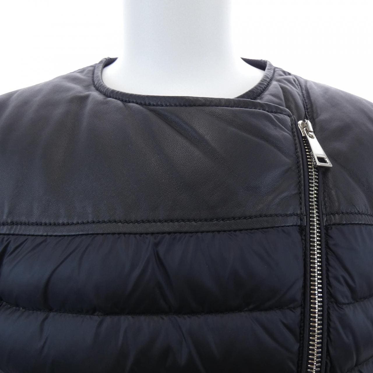 モンクレール MONCLER ABEBA ダウンジャケット