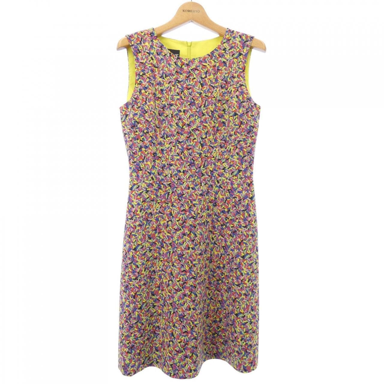 ブティックモスキーノ BOUTIQUE MOSCHINO ワンピース