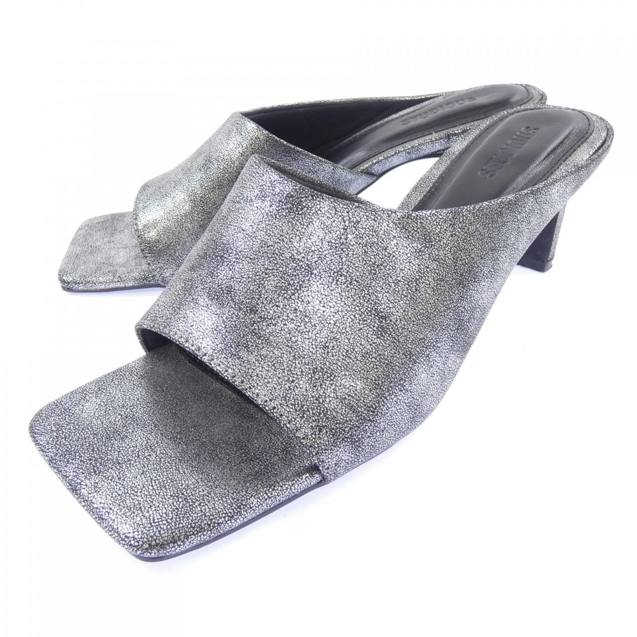 ステュディオス STUDIOUS サンダル