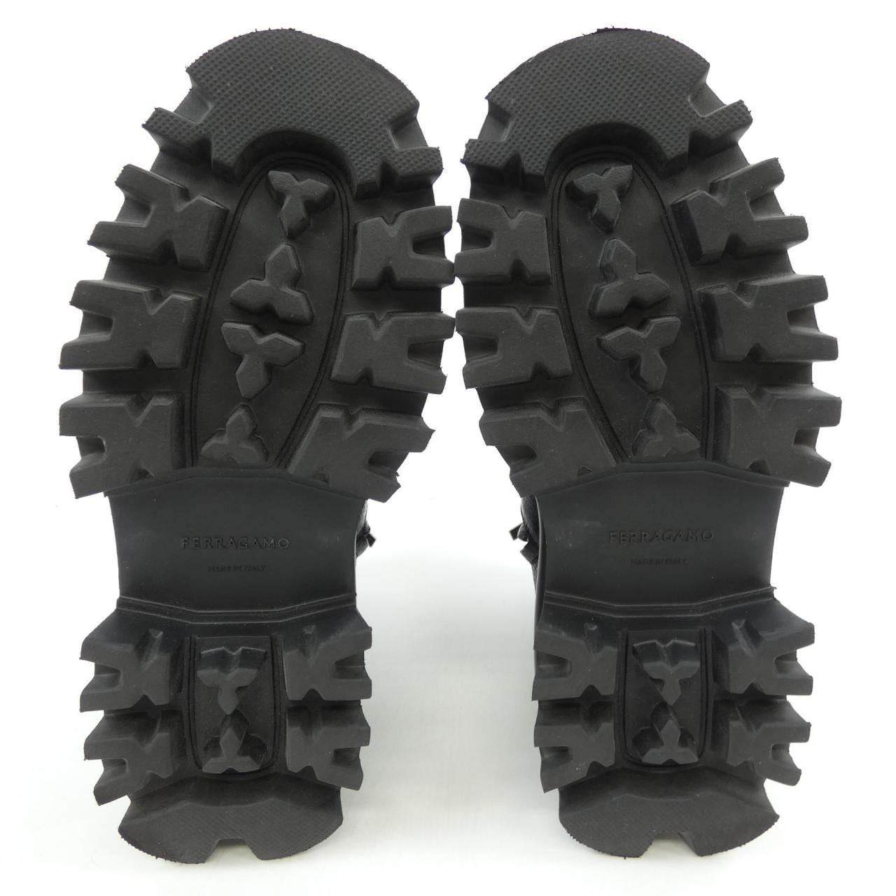 フェラガモ FERRAGAMO ブーツ