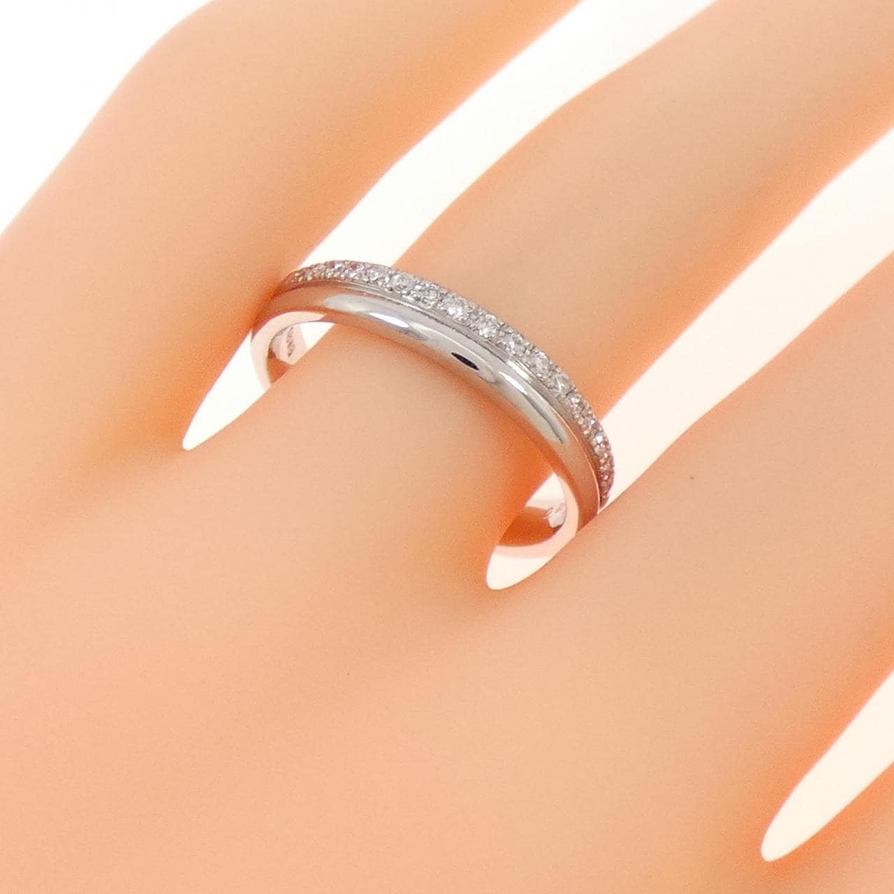 K18WG ダイヤモンド リング 0.18CT