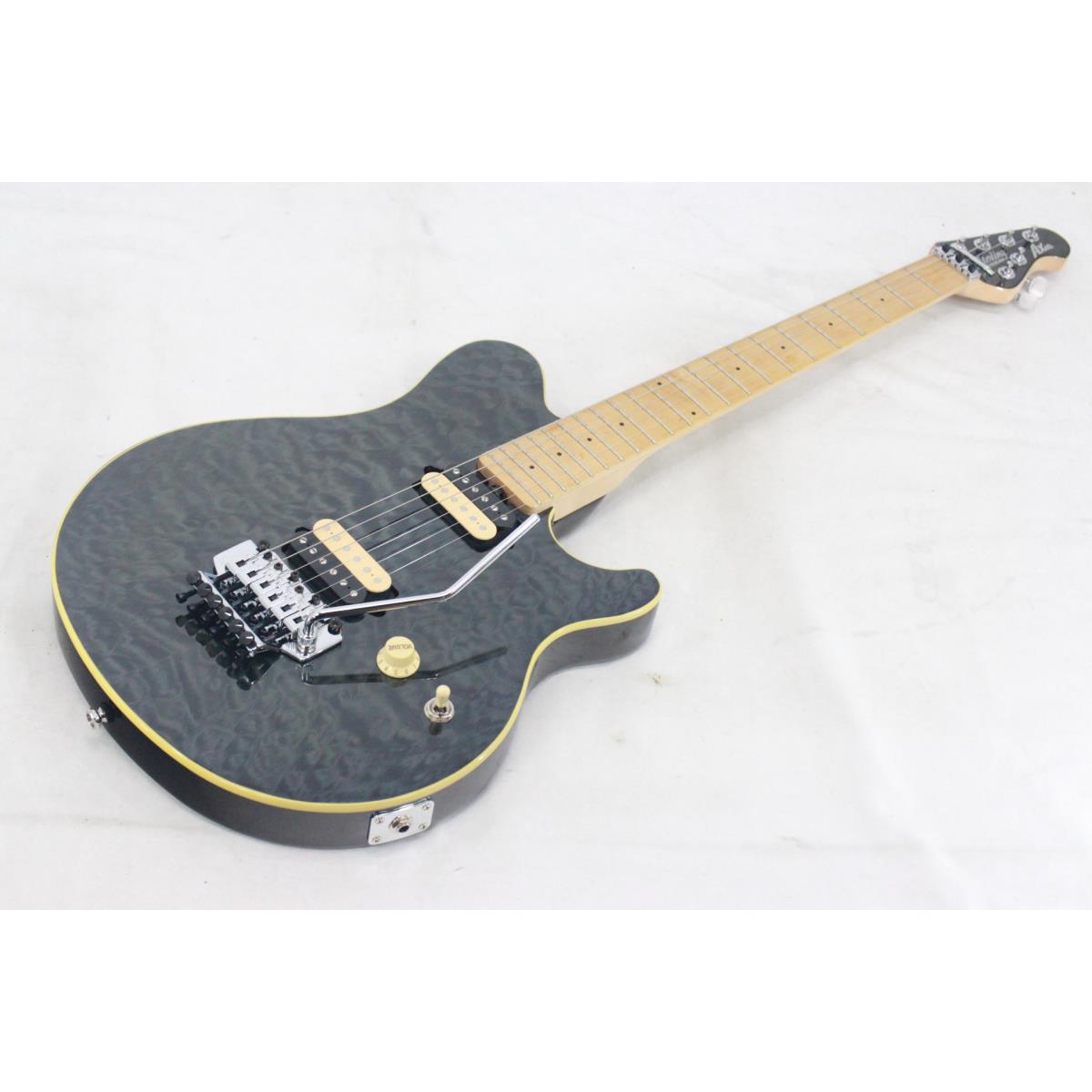 STERLING BY MUSICMAN AX40