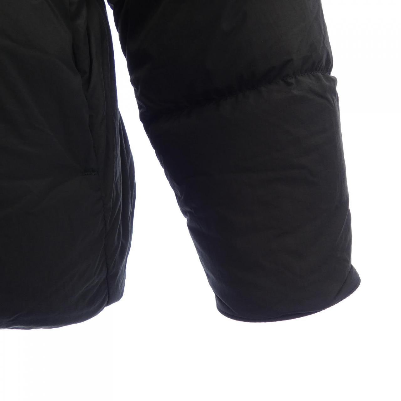カナダグース CANADA GOOSE ダウンジャケット