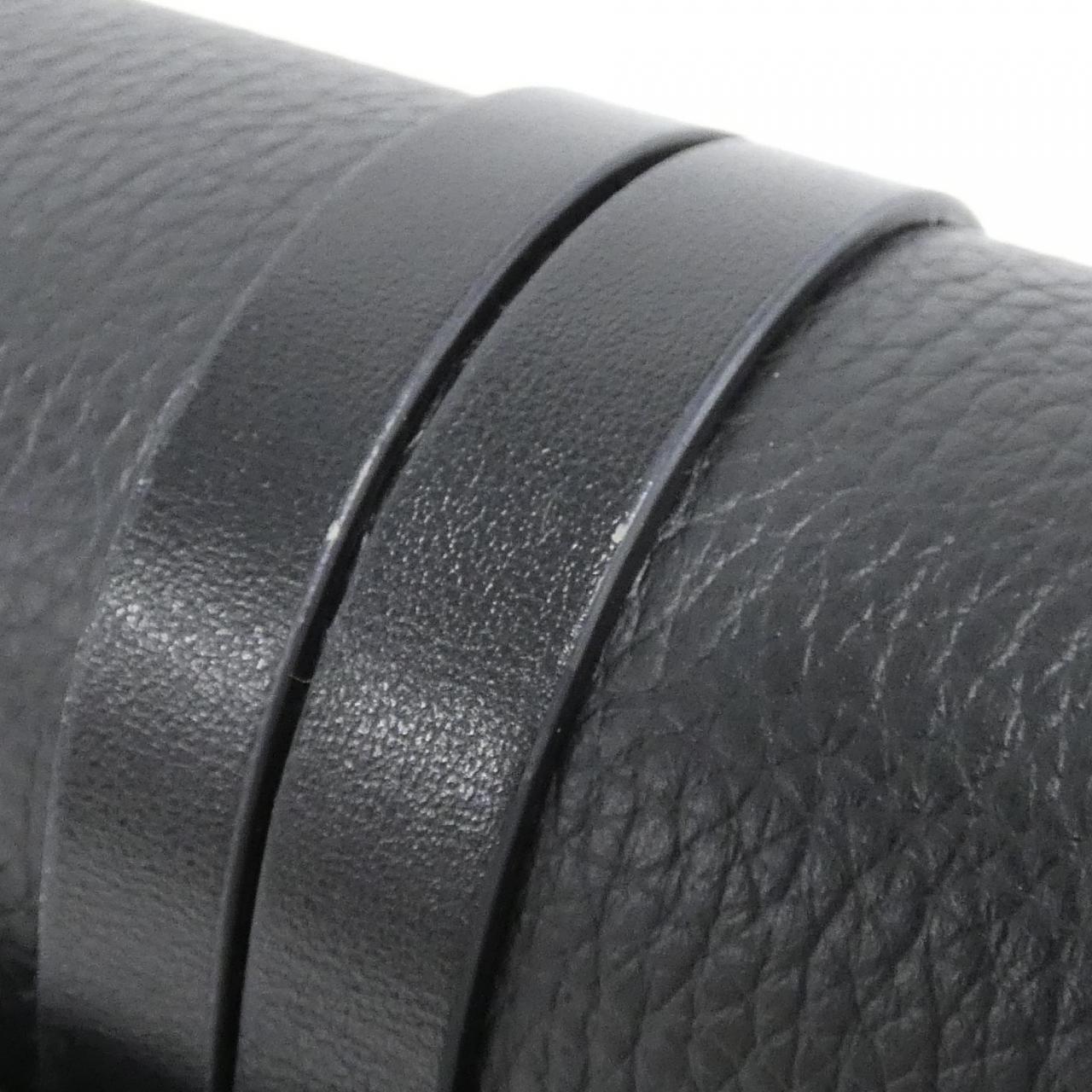 クロエ アルファベット CHC22AP757 F57 ショルダーバッグ